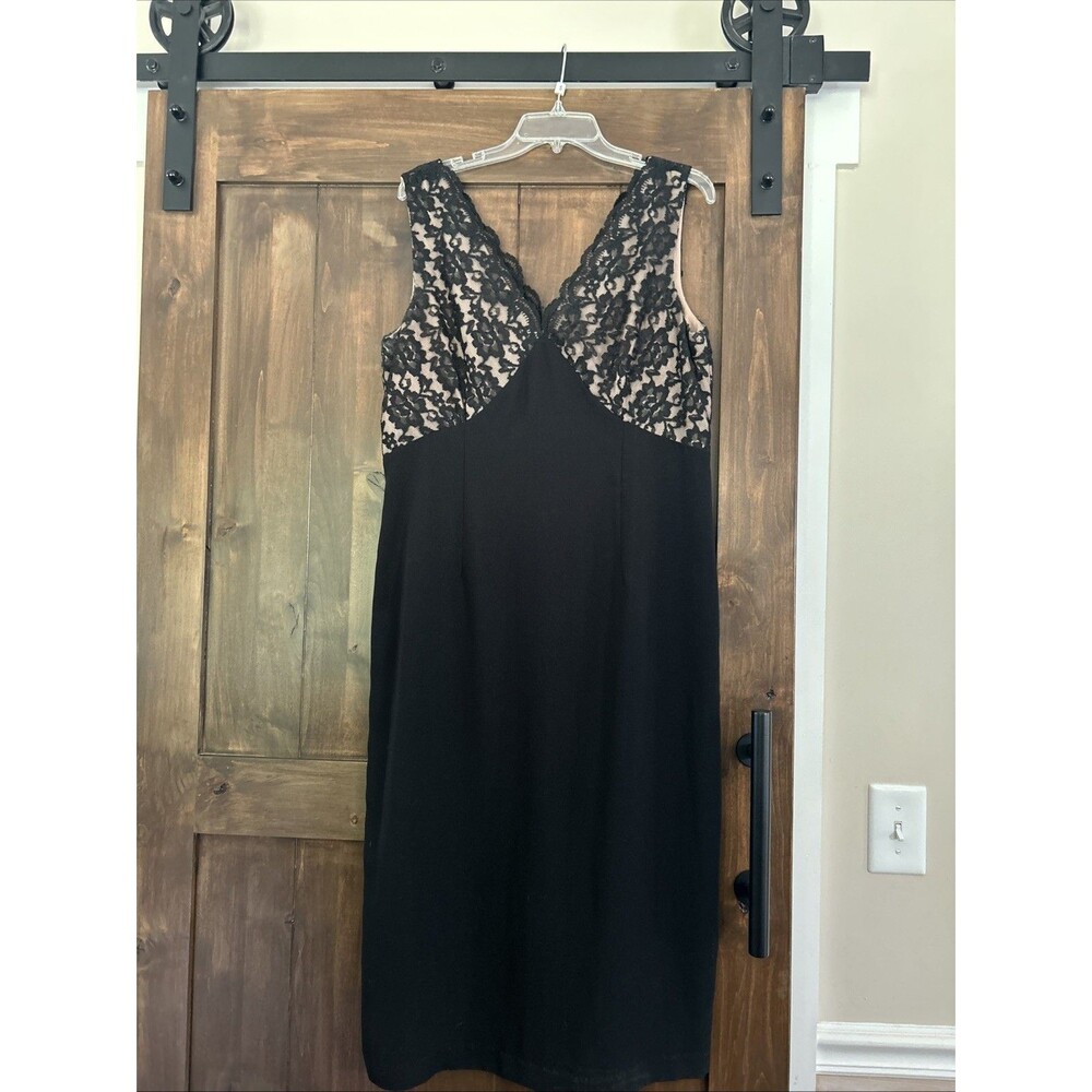E42 Maggy London Dress Women' 8 Black Lace Back Zip Sleeveless Lined SZ 14